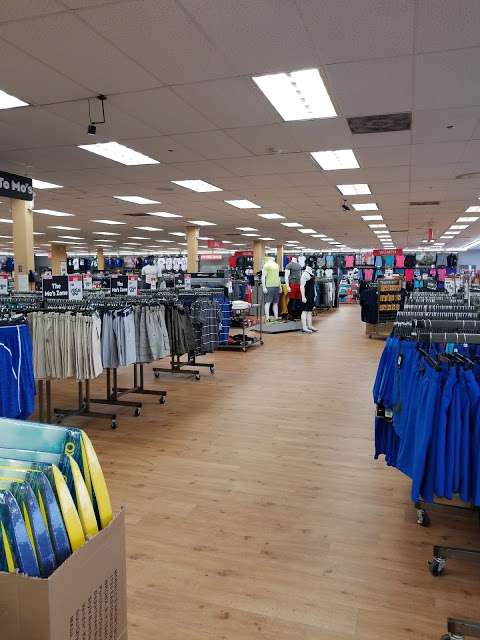 Jobs in Modell's Sporting Goods - reviews